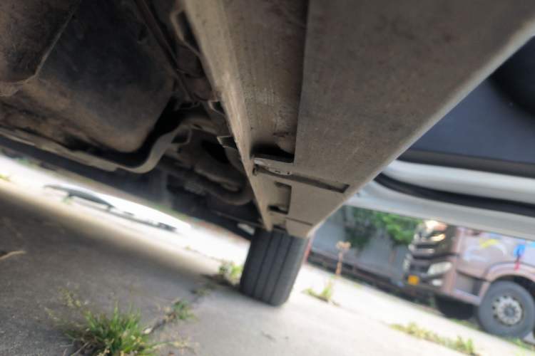 Used Baojun E100 2019 250KM Smart Drive Edition Right Side Sill