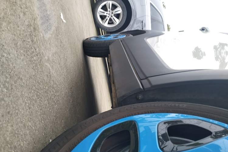Used Baojun E100 2019 250KM Smart Drive Edition Right Side Sill