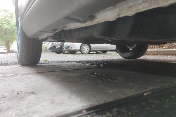 Used Baojun E100 2019 250KM Smart Drive Edition Right Side Sill