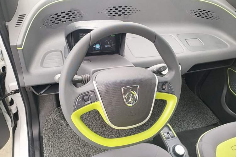 Used Baojun E100 2019 250KM Smart Drive Edition Steering Wheel
