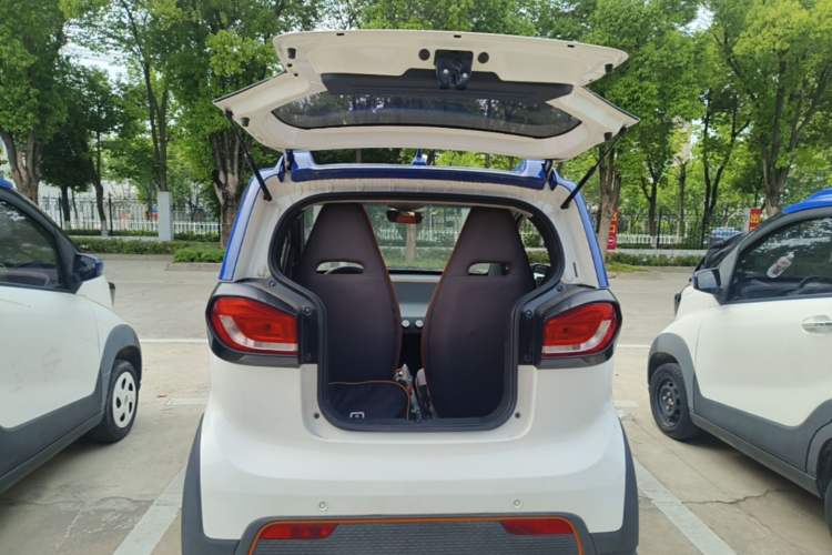 Used Baojun E100 2019 250KM Smart Drive Edition Trunk