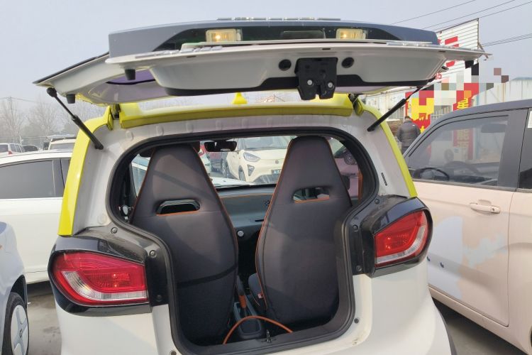 Used Baojun E100 2019 250KM Smart Drive Edition Trunk