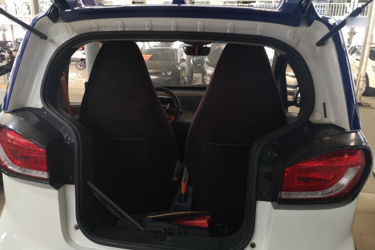 Used Baojun E100 2019 250KM Smart Drive Edition Trunk