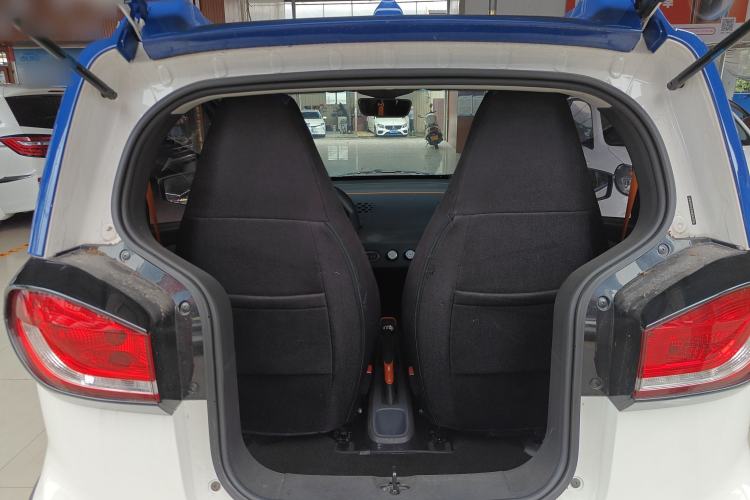 Used Baojun E100 2019 250KM Smart Drive Edition Trunk