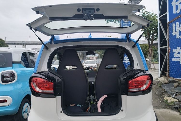 Used Baojun E100 2019 250KM Smart Drive Edition Trunk