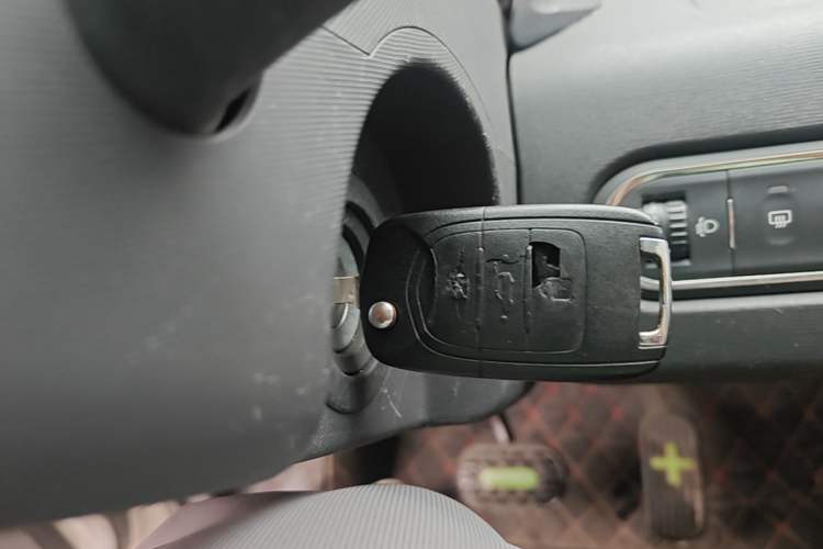Used Baojun E100 2019 250KM Smart Drive Edition Vehicle Key