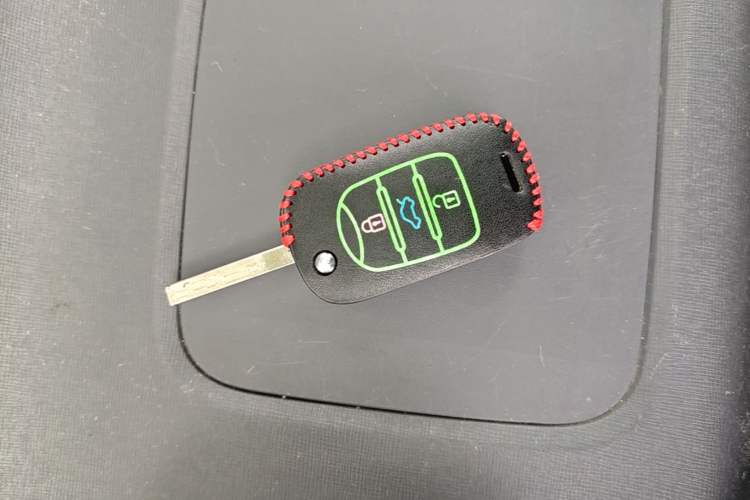 Used Baojun E100 2019 250KM Smart Drive Edition Vehicle Key