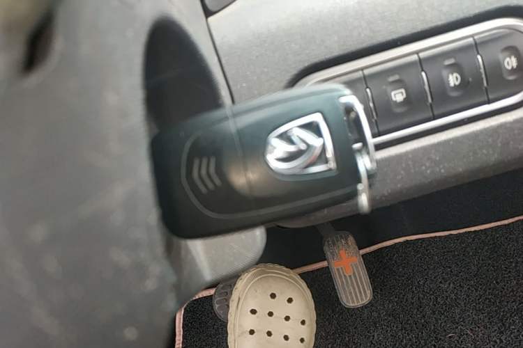 Used Baojun E100 2019 250KM Smart Drive Edition Vehicle Key