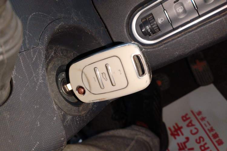 Used Baojun E100 2019 250KM Smart Drive Edition Vehicle Key