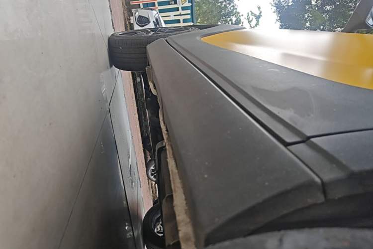 Used Baojun E100 2019 250KM Smart Drive Edition Left Side Sill