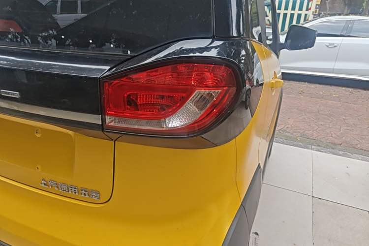 Used Baojun E100 2019 250KM Smart Drive Edition Right Rear Taillight