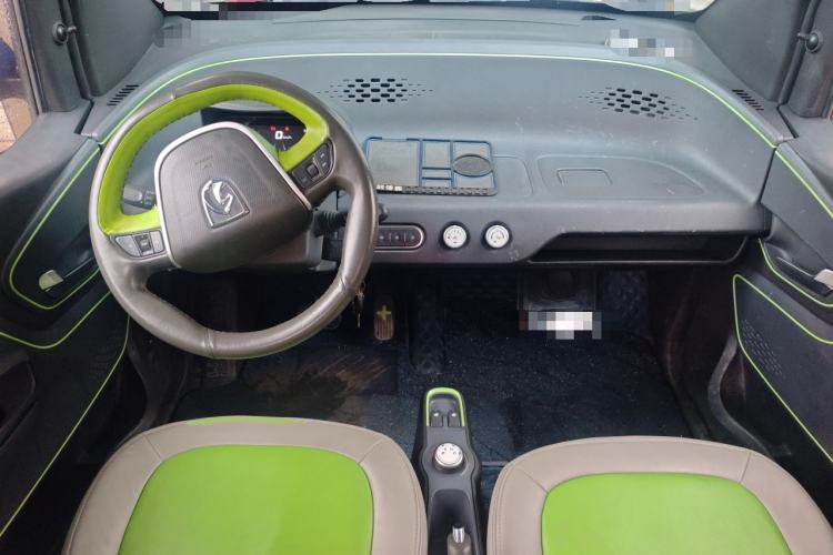 Used Baojun E100 2020 305KM Smart Drive Version Center Console