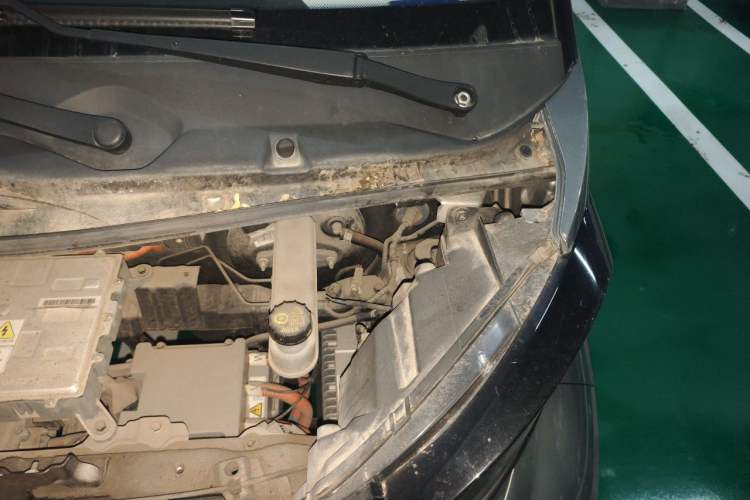 Used Baojun E100 2020 305KM Smart Drive Version Engine Bay Left