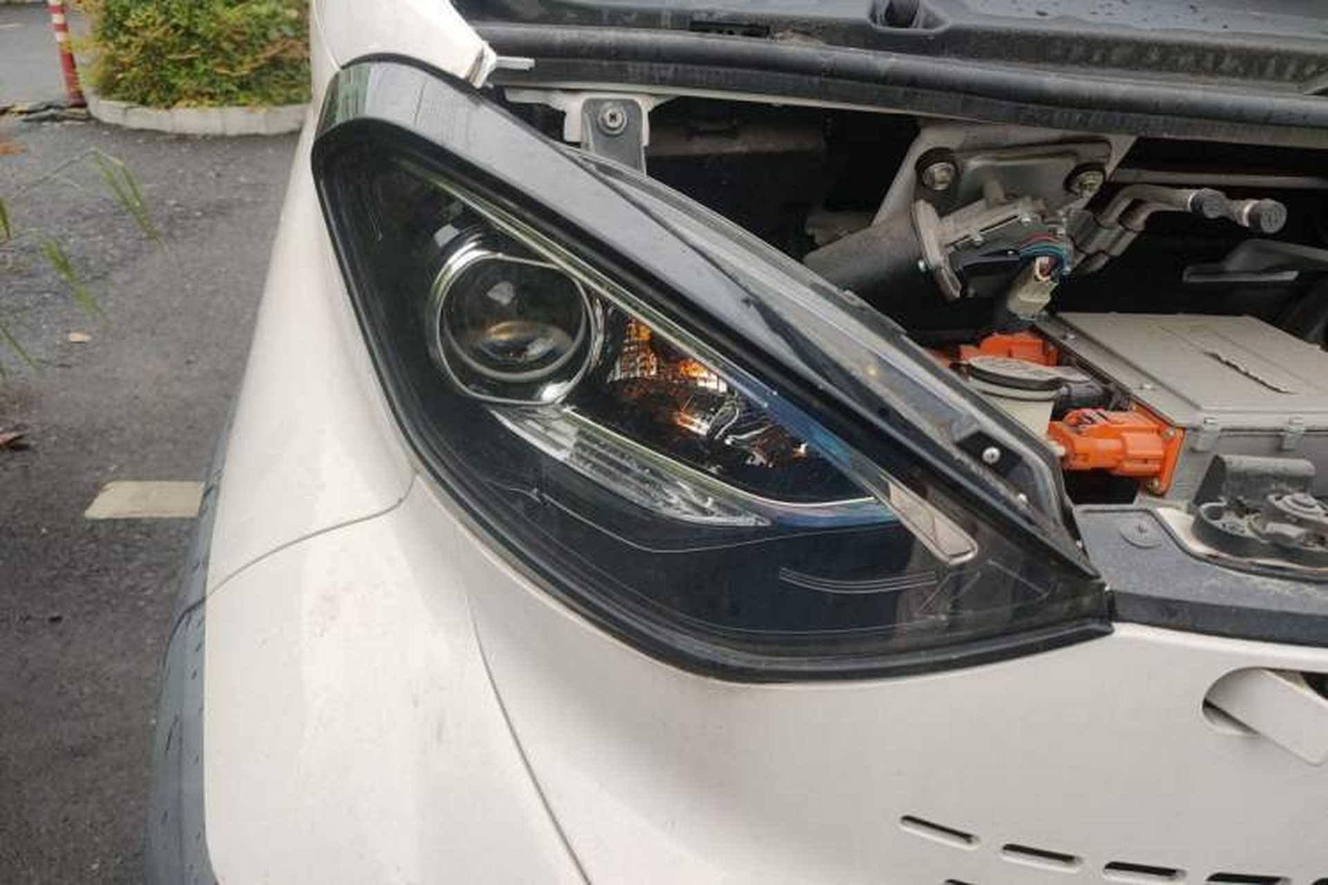 Used Baojun E100 2020 305KM Smart Drive Version Right Front Headlight