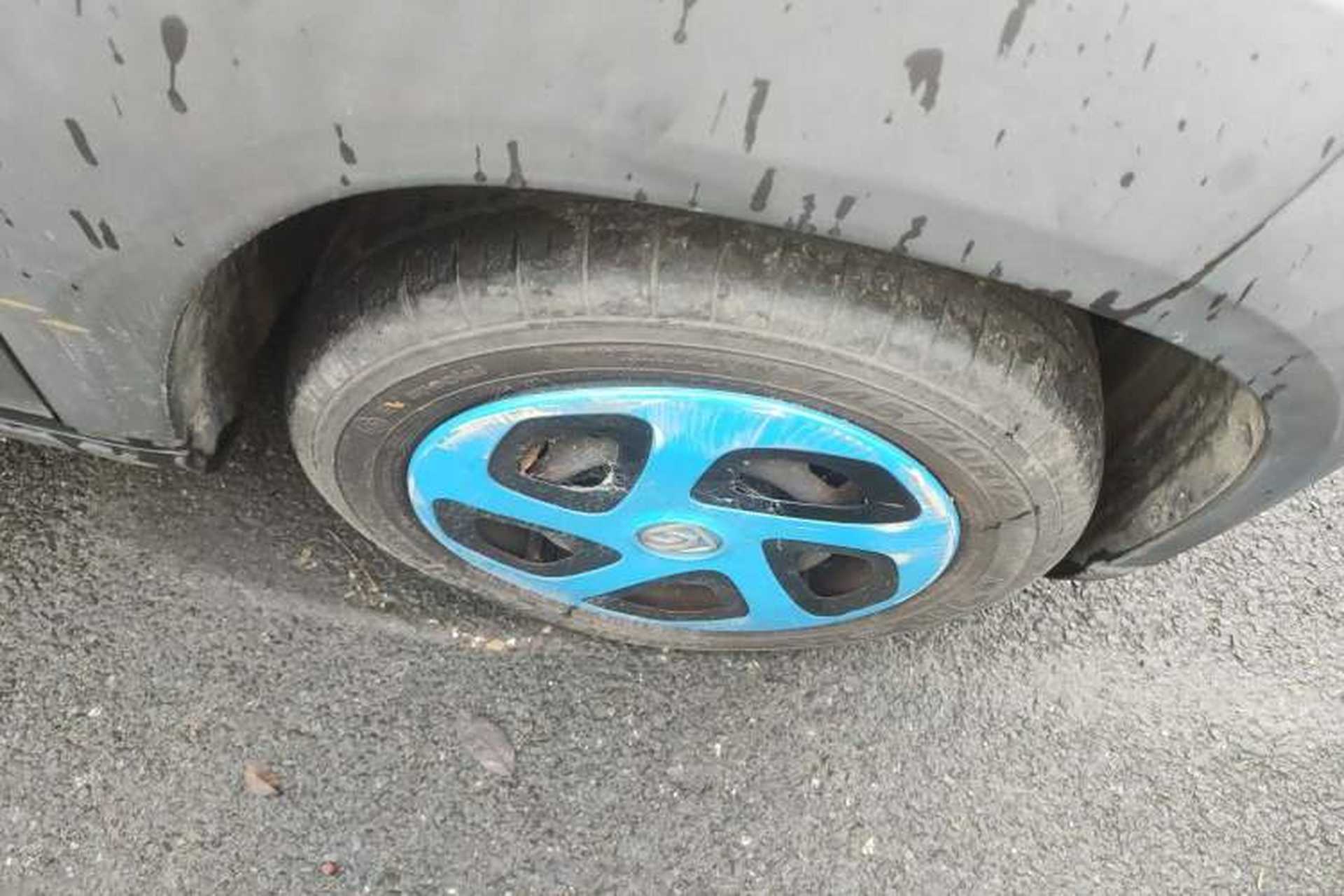 Used Baojun E100 2020 305KM Smart Drive Version Right Front Wheel Hub
