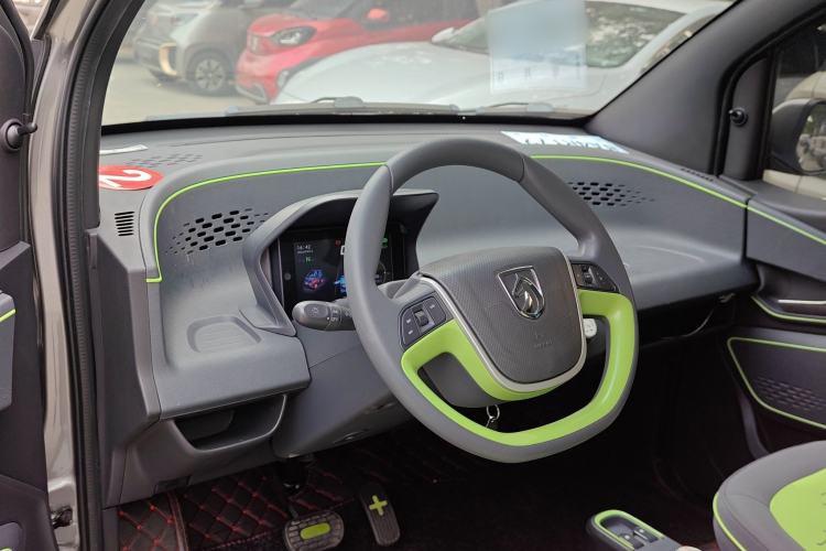 Used Baojun E100 2020 305KM Smart Drive Version Center Console