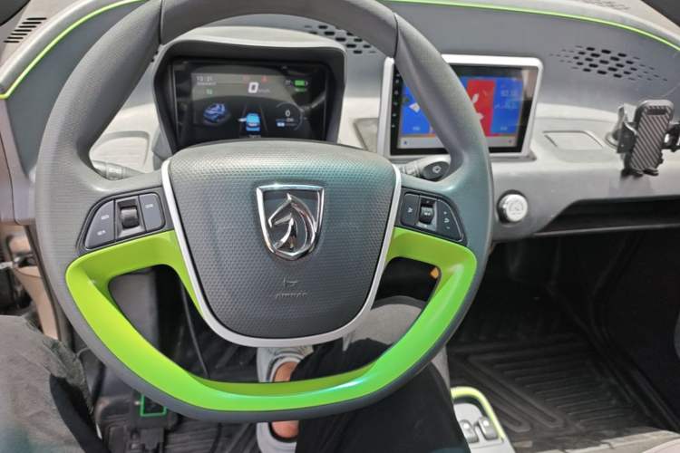 Used Baojun E100 2020 305KM Smart Drive Version Center Console
