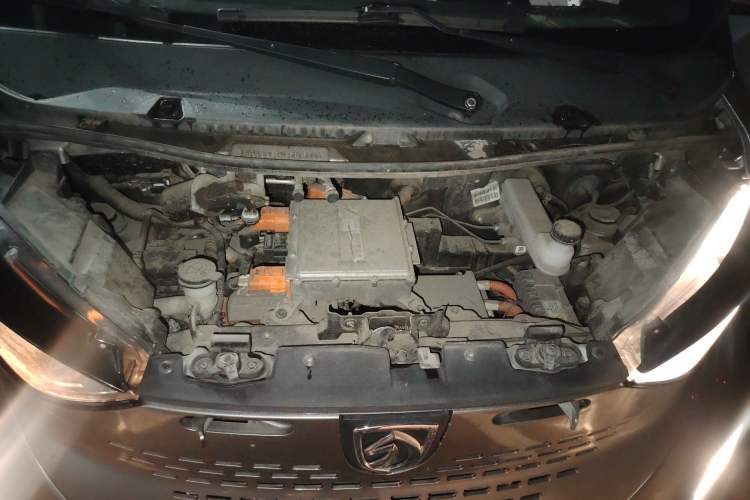 Used Baojun E100 2020 305KM Smart Drive Version Engine Bay