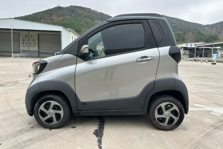 Used Baojun E100 2020 305KM Smart Drive Version Exterior 3