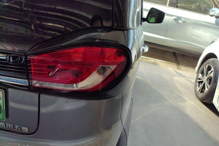 Used Baojun E100 2020 305KM Smart Drive Version Exterior 4