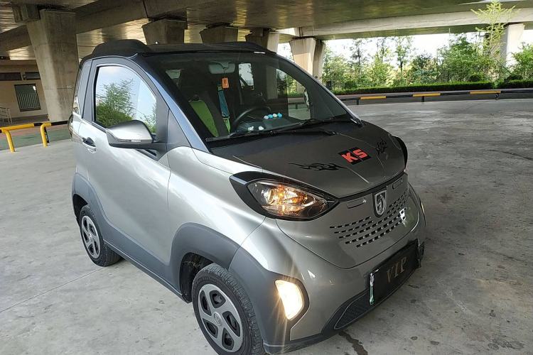 Used Baojun E100 2020 305KM Smart Drive Version Front Right 45 Deg
