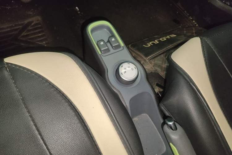 Used Baojun E100 2020 305KM Smart Drive Version Gear Lever