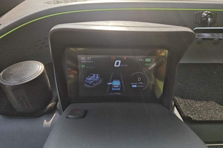 Used Baojun E100 2020 305KM Smart Drive Version Instrument Cluster