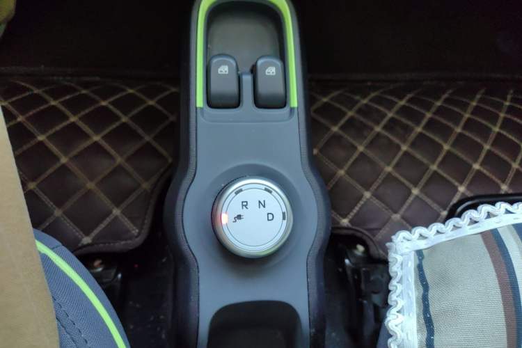 Used Baojun E100 2020 305KM Smart Drive Version Interior 3