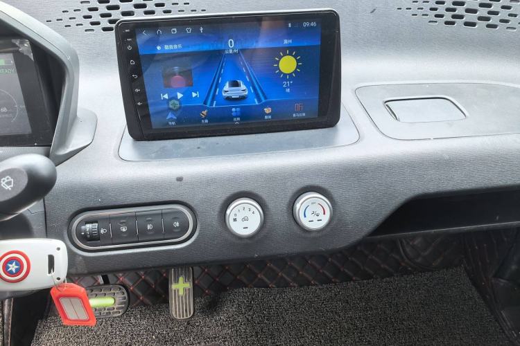 Used Baojun E100 2020 305KM Smart Drive Version Interior 4