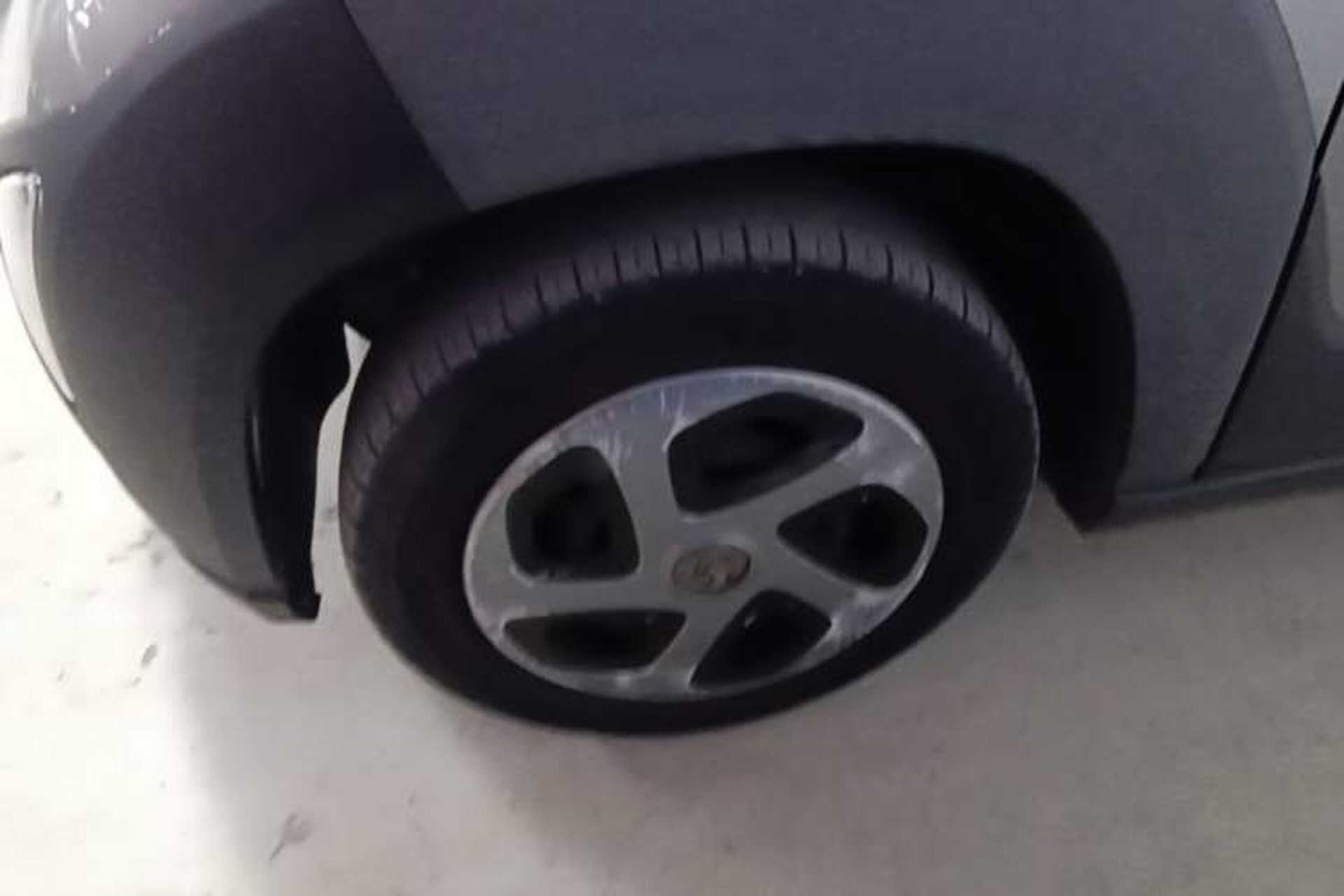 Used Baojun E100 2020 305KM Smart Drive Version Left Front Wheel Hub