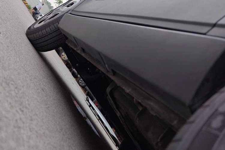 Used Baojun E100 2020 305KM Smart Drive Version Left Side Sill