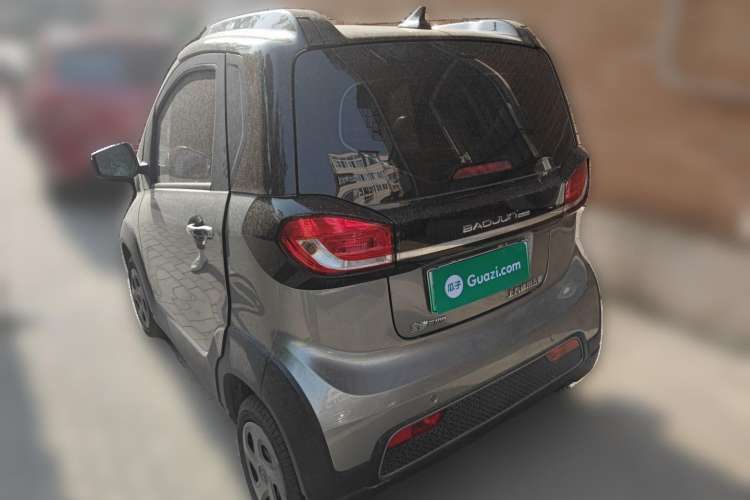 Used Baojun E100 2020 305KM Smart Drive Version Rear Left 45 Deg