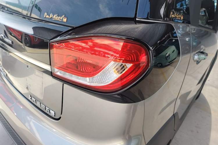 Used Baojun E100 2020 305KM Smart Drive Version Right Rear Taillight
