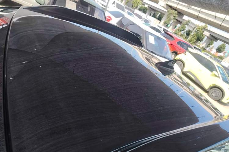 Used Baojun E100 2020 305KM Smart Drive Version Roof