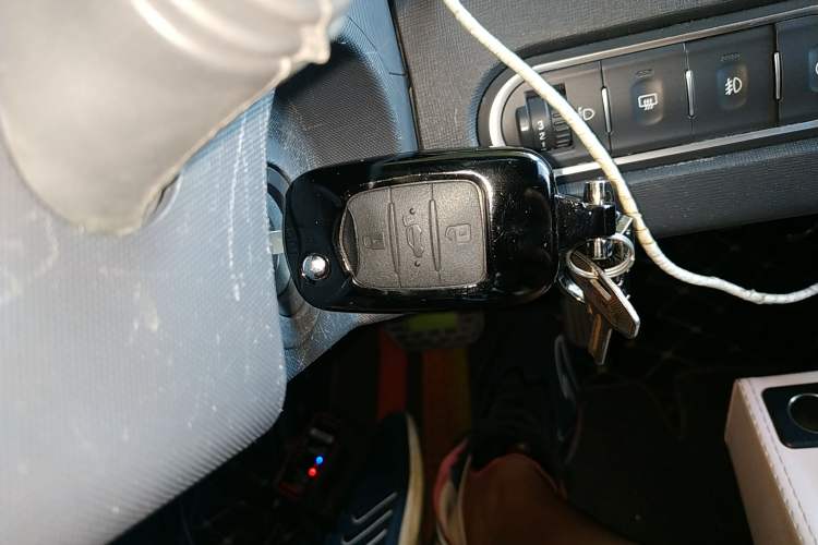 Used Baojun E100 2020 305KM Smart Drive Version Vehicle Key