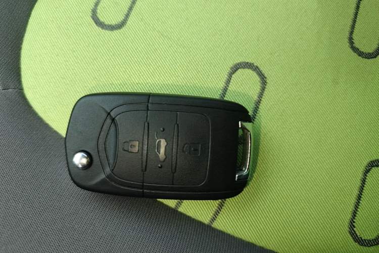 Used Baojun E100 2020 305KM Smart Drive Version Vehicle Key