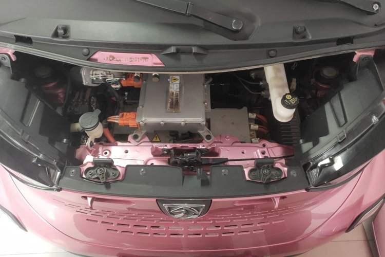 Used Baojun E100 2020 305KM Smart Drive Version Engine Bay