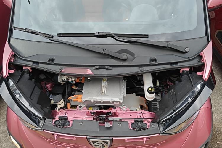 Used Baojun E100 2020 305KM Smart Drive Version Engine Bay