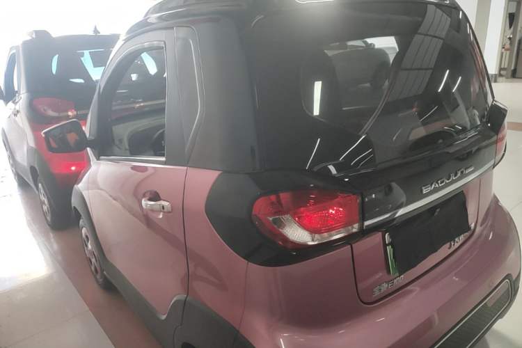 Used Baojun E100 2020 305KM Smart Drive Version Exterior 2