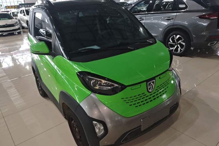 Used Baojun E100 2020 305KM Smart Drive Version Front Right 45 Deg