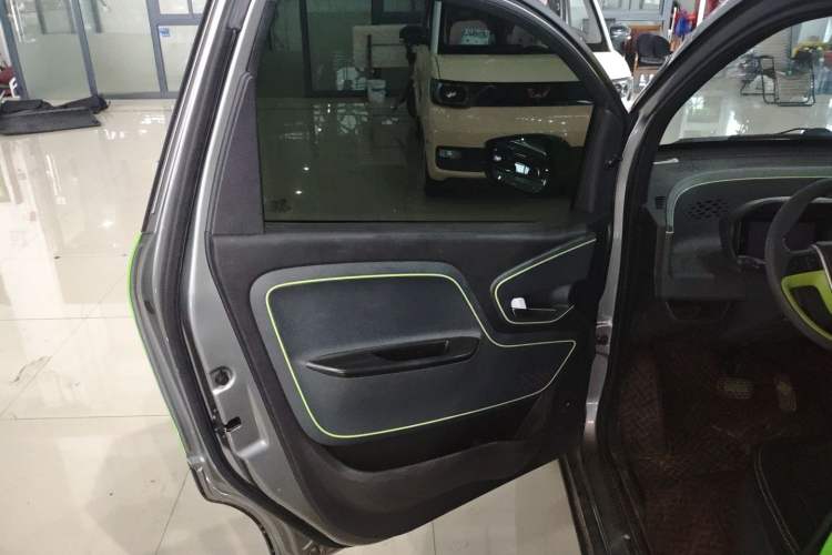Used Baojun E100 2020 305KM Smart Drive Version Left Rear Door Interior