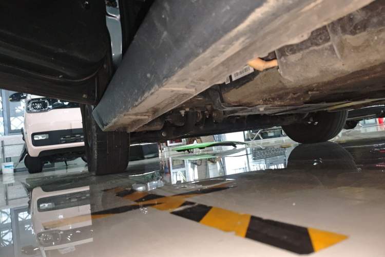 Used Baojun E100 2020 305KM Smart Drive Version Left Side Sill
