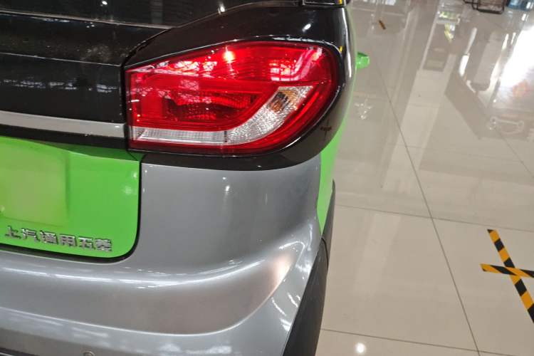 Used Baojun E100 2020 305KM Smart Drive Version Right Rear Taillight