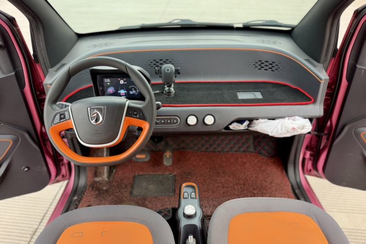 Used Baojun E100 2020 305KM Smart Drive Version Interior 1