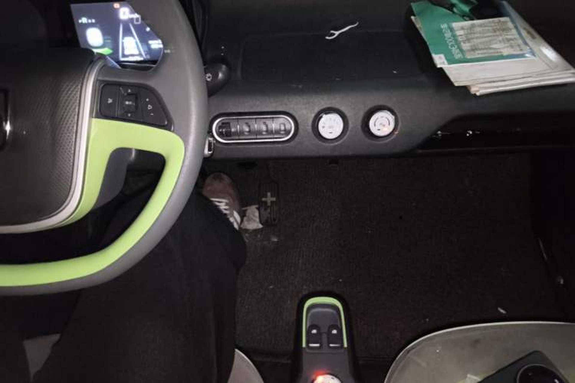 Used Baojun E100 2020 305KM Smart Drive Version Audio And AC Panel