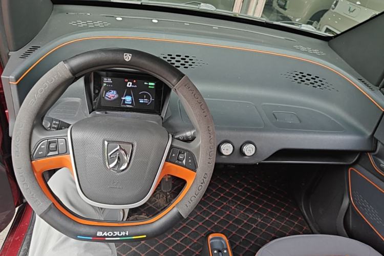 Used Baojun E100 2020 305KM Smart Drive Version Center Console