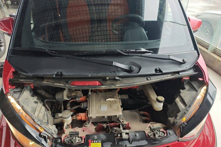 Used Baojun E100 2020 305KM Smart Drive Version Engine Bay