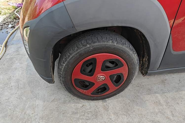 Used Baojun E100 2020 305KM Smart Drive Version Exterior 4