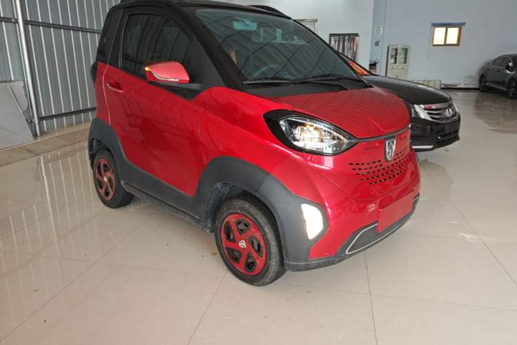 Used Baojun E100 2020 305KM Smart Drive Version Front Right 45 Deg