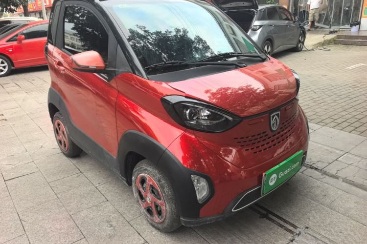 Used Baojun E100 2020 305KM Smart Drive Version Front Right 45 Deg